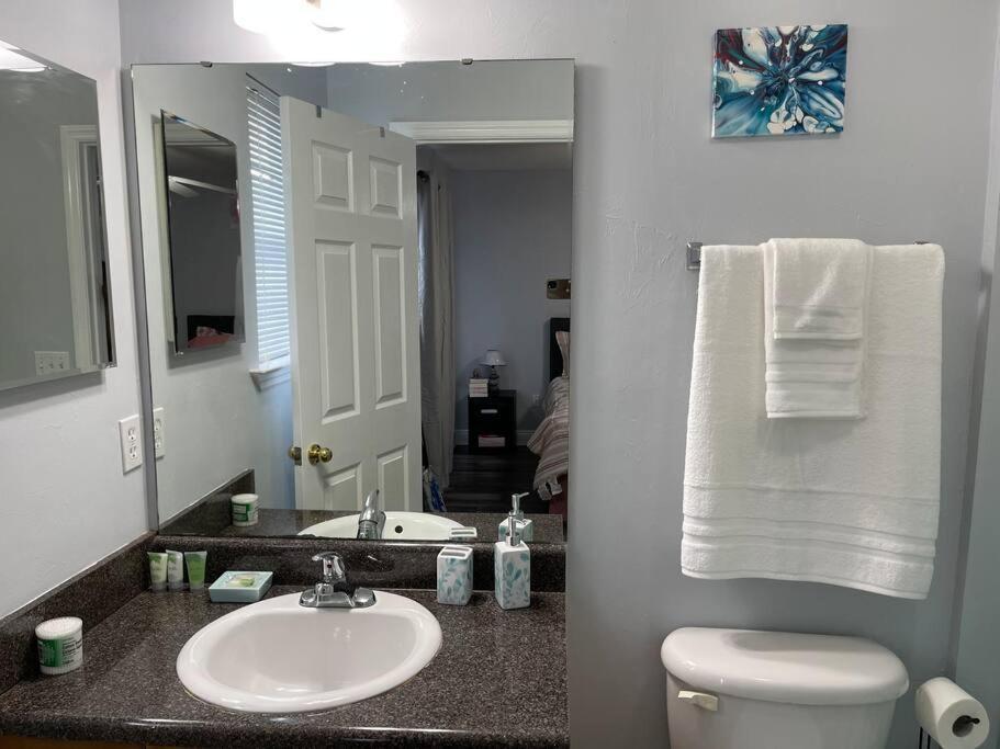 Cheerful 3-Bedrooms With Free Parking On Premises Талахаси Екстериор снимка