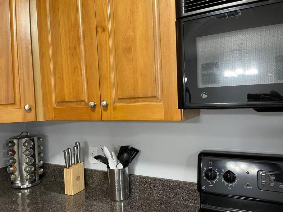Cheerful 3-Bedrooms With Free Parking On Premises Талахаси Екстериор снимка